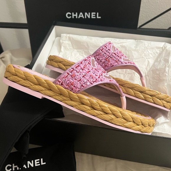 NEW in box. Chanel Pink Tweed Sandals - Picture 11 of 12